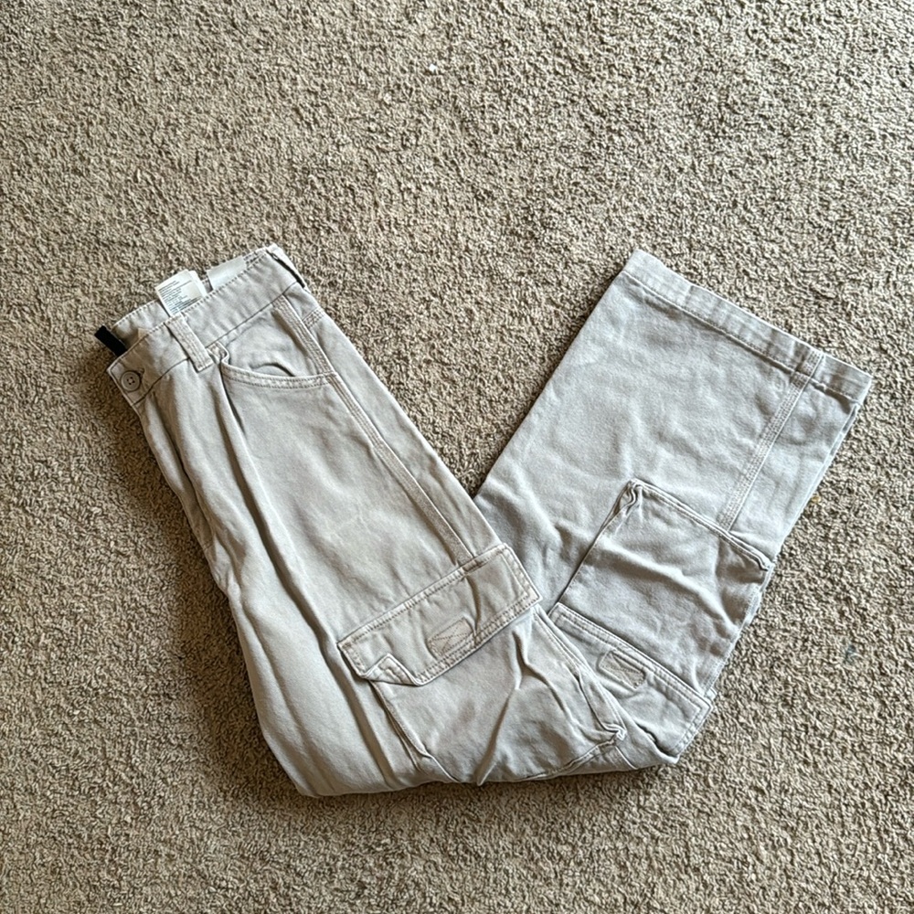 H&M wide leg double cargo pants, size 4